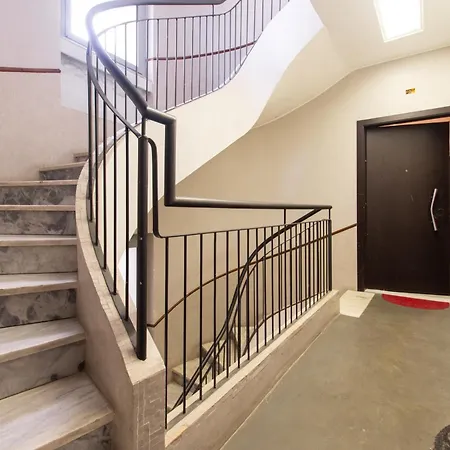 Πανσιόν Wellstay Downtown - Περούτζια